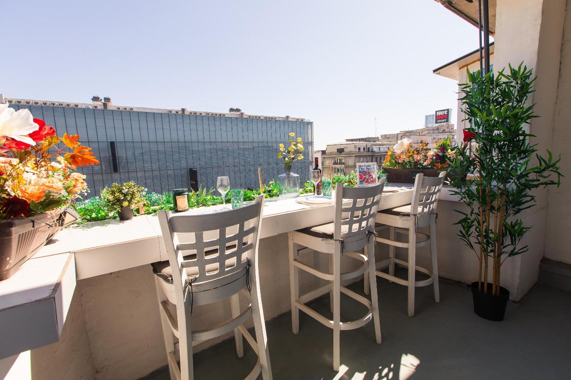Old Town Apartment With Amazing View From The Balcony Bukarest Exterior foto
