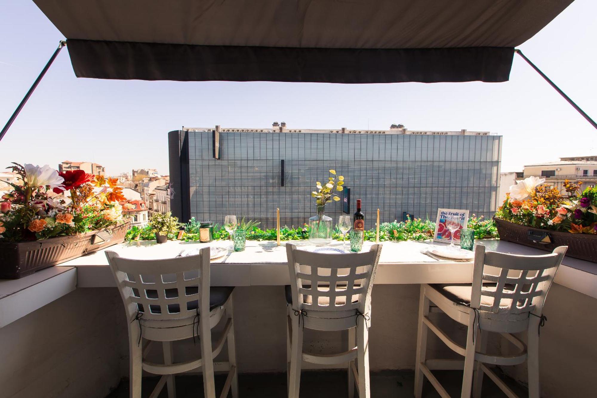 Old Town Apartment With Amazing View From The Balcony Bukarest Exterior foto